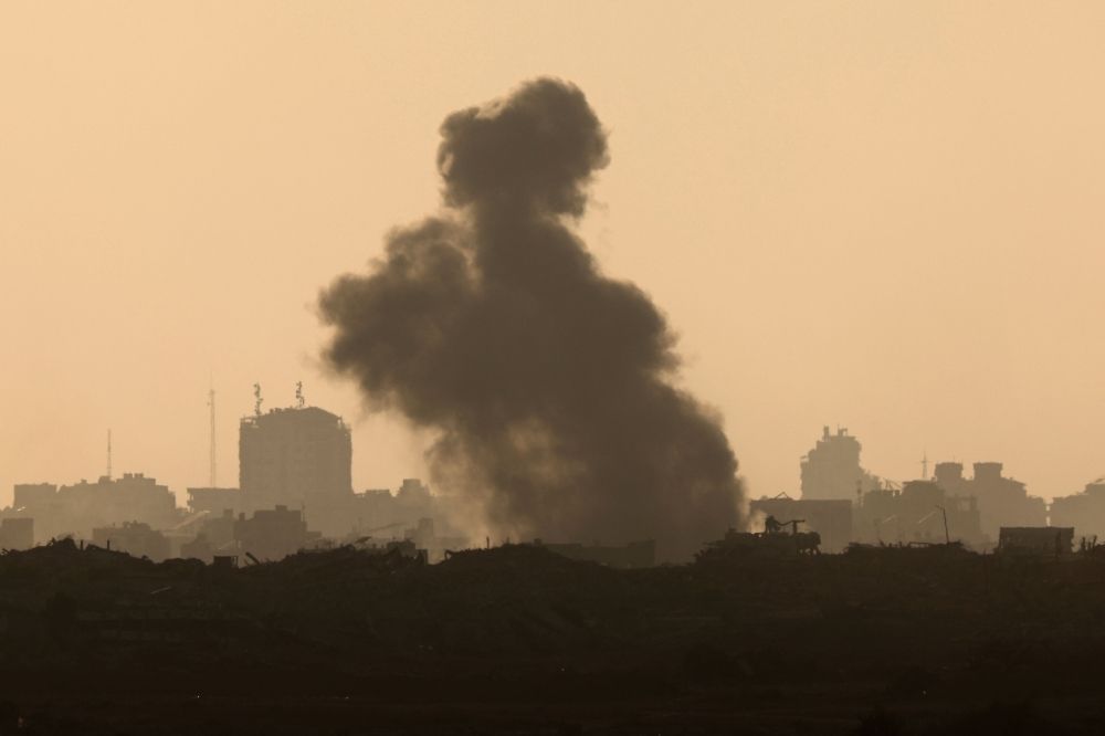 استشهاد 5 فلسطينيين في قصف الاحتلال مدرسة للنازحين غرب غزة