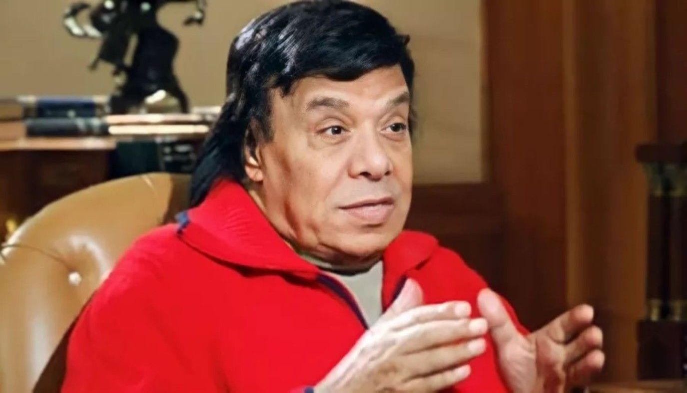 أول صورة لـ حفيدة وحيد سيف بمناسبة يوم ميلادها .. جمالها يخطف الأنظار