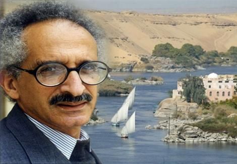 "على أجهزة التنفس".. تفاصيل الحالة الصحية لمؤلف "ذات" صنع الله إبراهيم