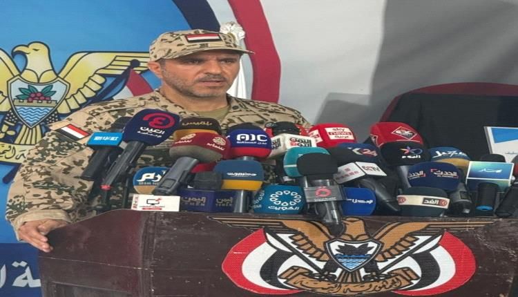 قنبلة المؤتمر الصحفي: ضبط جهاز تجسس إسرائيلي بيد الحوثي قادر على اختراق آلاف الهواتف وسرقتهم