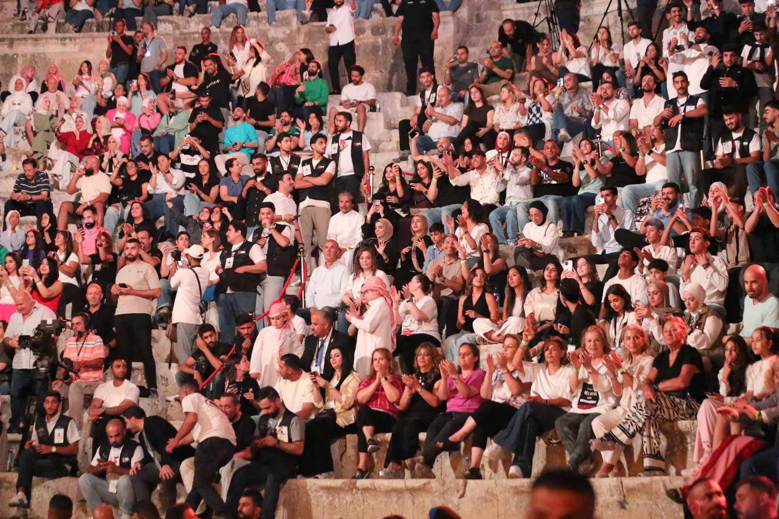 ناصيف زيتون يفتتح أولى أمسيات المسرح الجنوبي فى مهرجان جرش بدورته الـ 39