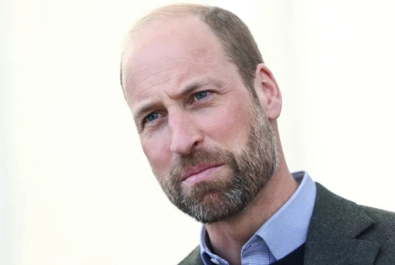 الأمير ويليام يحضر نهائي بطولة أوروبا للسيدات بمشاركة أميرات إسبانيا