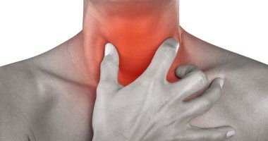 لو بتعاني من صعوبة في البلع؟ متى يجب زيارة الطبيب