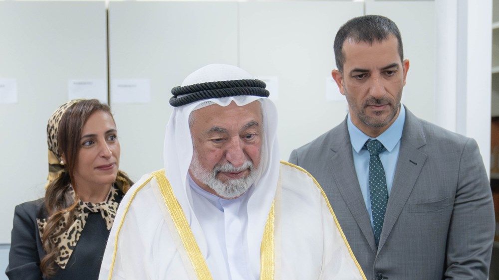 حاكم الشارقة ينال وسام الرئيس الفخري لجامعة إكستر