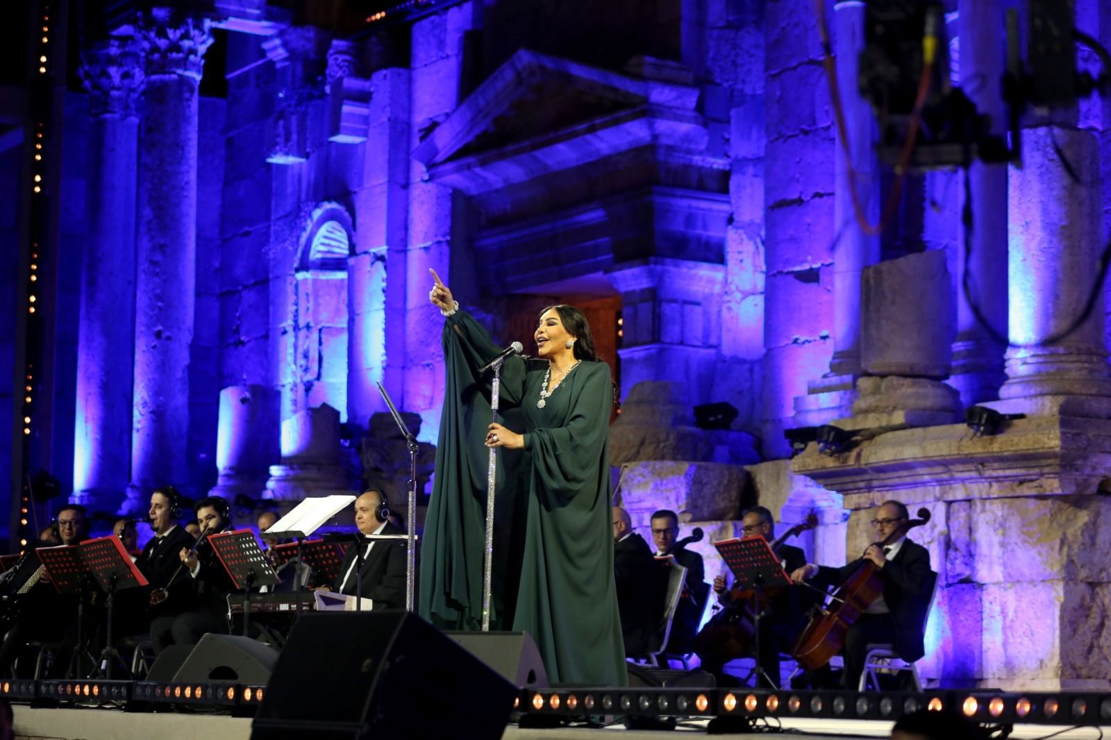 المطربة أحلام تتألق فى ثانى أمسيات مهرجان جرش بدورته الـ 39.. صور