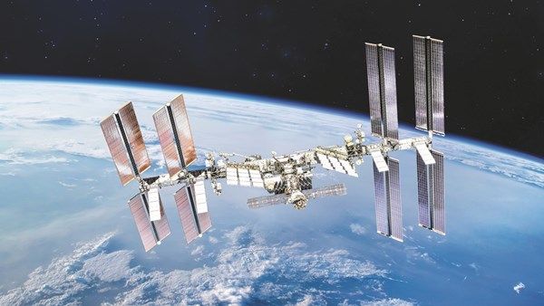 «مداري سبيس»: نخطط لبناء مراكز بيانات فضائية