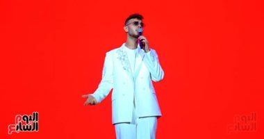 فى مهرجان العلمين.. الشامى يصف تامر حسنى بـ"النجم الكبير" وتامر يرد بتحية خاصة