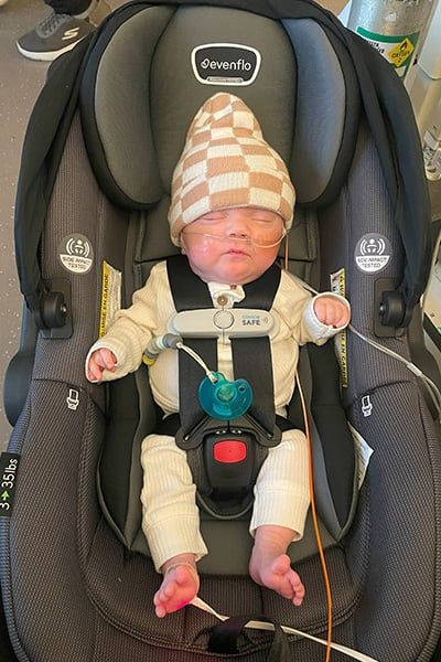 مولود أد الصابونة.. طفل مبتسر يدخل موسوعة جينيس فى عيد ميلاده الأول "فيديو"