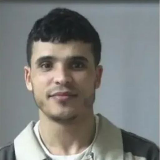 لن تصدق ماحدث ...يمني يفجر مفاجأة صادمة أمام قاضٍ أمريكي "شاهد"