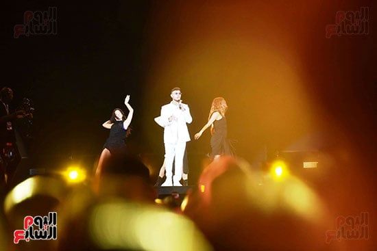 جمهور العلمين يطالب بـ"وين".. والشامى يختتم بها حفله.. صور