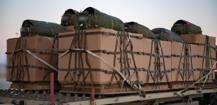 الجيش الإسرائيلي: فتح ممرات إنسانية آمنة وتجديد إسقاط المساعدات من الجو بغزة الليلة