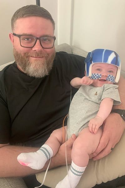 مولود أد الصابونة.. طفل مبتسر يدخل موسوعة جينيس فى عيد ميلاده الأول "فيديو"