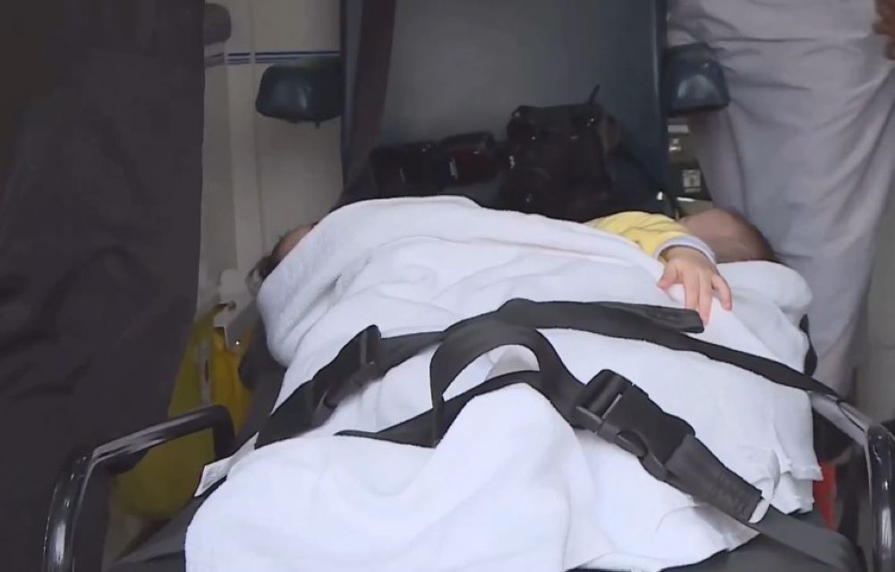 بدء عملية فصل التوأم السيامي السوري "سيلين وإيلين"