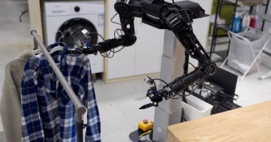 تكنولوجيا: شركة "بايت دانس" تطلق روبوتات مساعدة تنظف المطابخ وتطوى الملابس.. فيديو