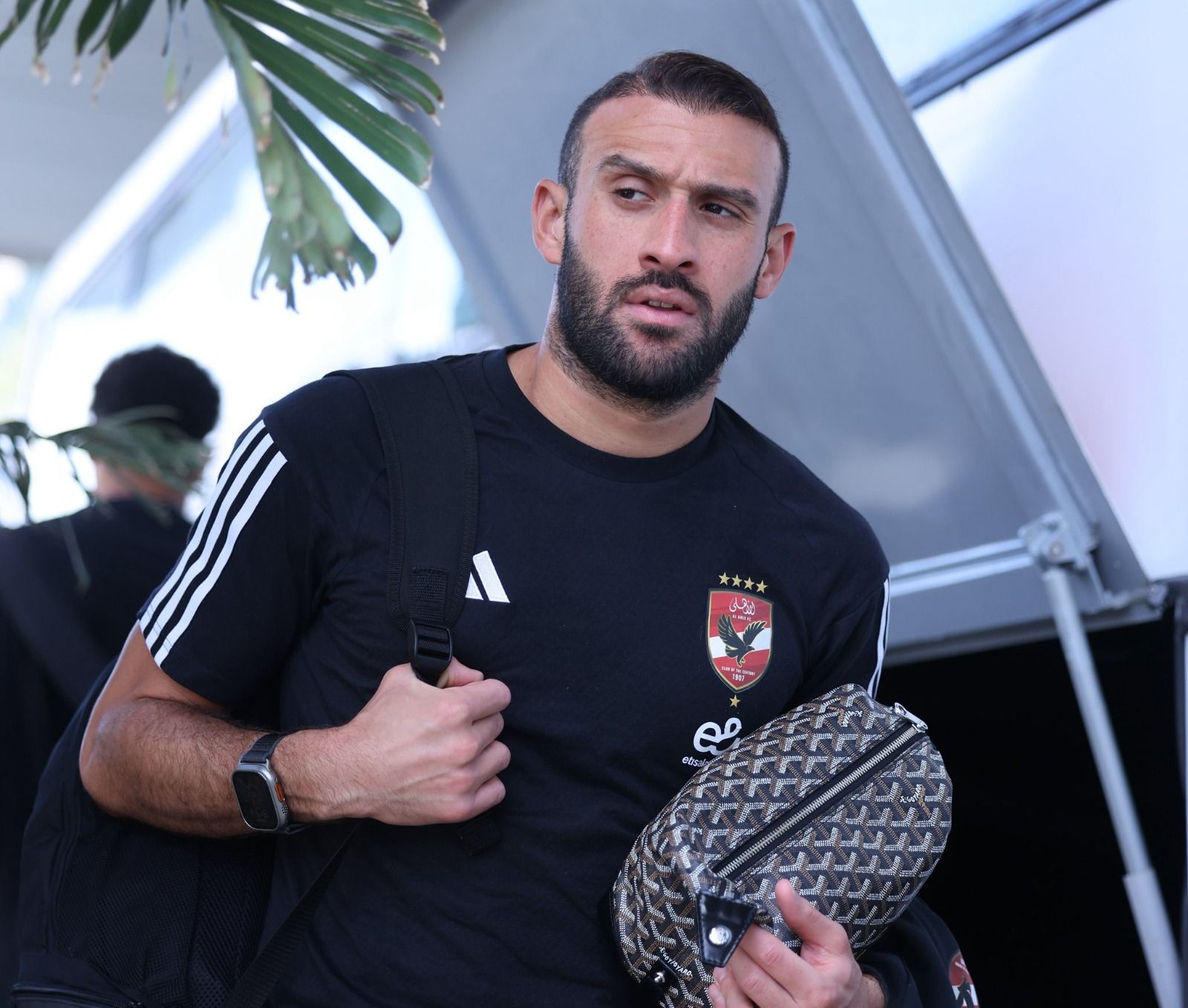 الأهلي يتوجه إلى مطار قرطاج لبدء رحلة العودة للقاهرة بعد انتهاء معسكر تونس