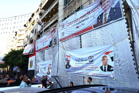 انطلاق مؤتمر جماهيري لحزب الجبهة الوطنية بالإبراهيمية دعمًا للمهندس إيهاب زكريا.. صور