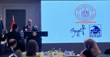 وزير السياحة يعلن إطلاق منصة التدريب الإلكترونية لتأهيل العاملين بالقطاع