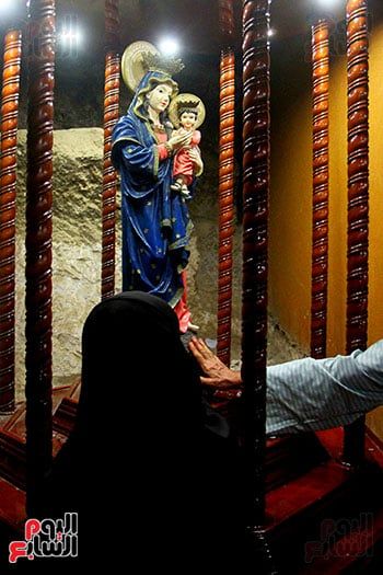 دير درنكة بأسيوط يستعد لصوم السيدة العذراء بمشاركة آلاف الزوار