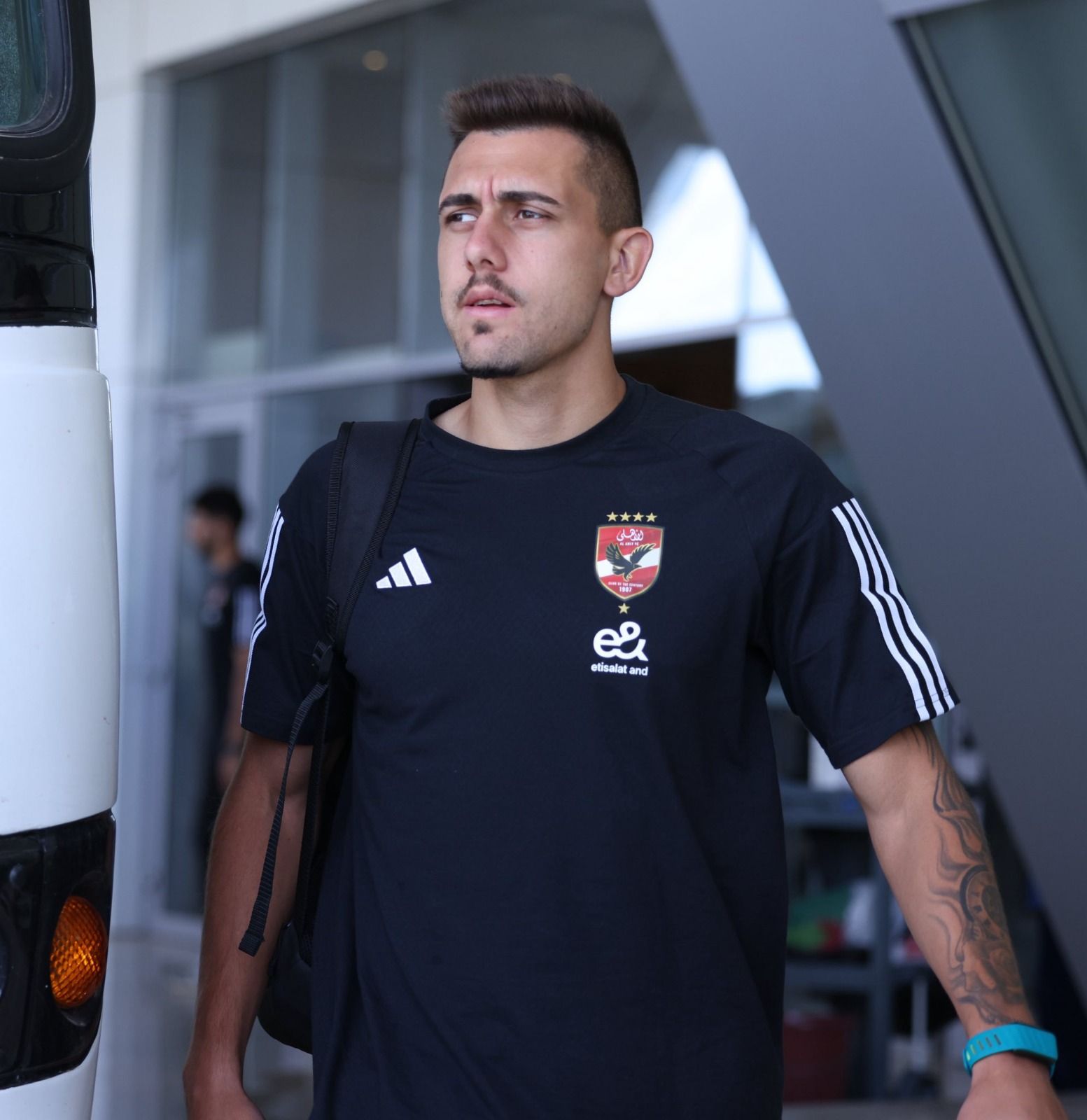 الأهلي يتوجه إلى مطار قرطاج لبدء رحلة العودة للقاهرة بعد انتهاء معسكر تونس