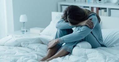 دراسة: مريضات تكيس المبايض أكثر عرضة للإصابة بالقلق والتوتر والاكتئاب