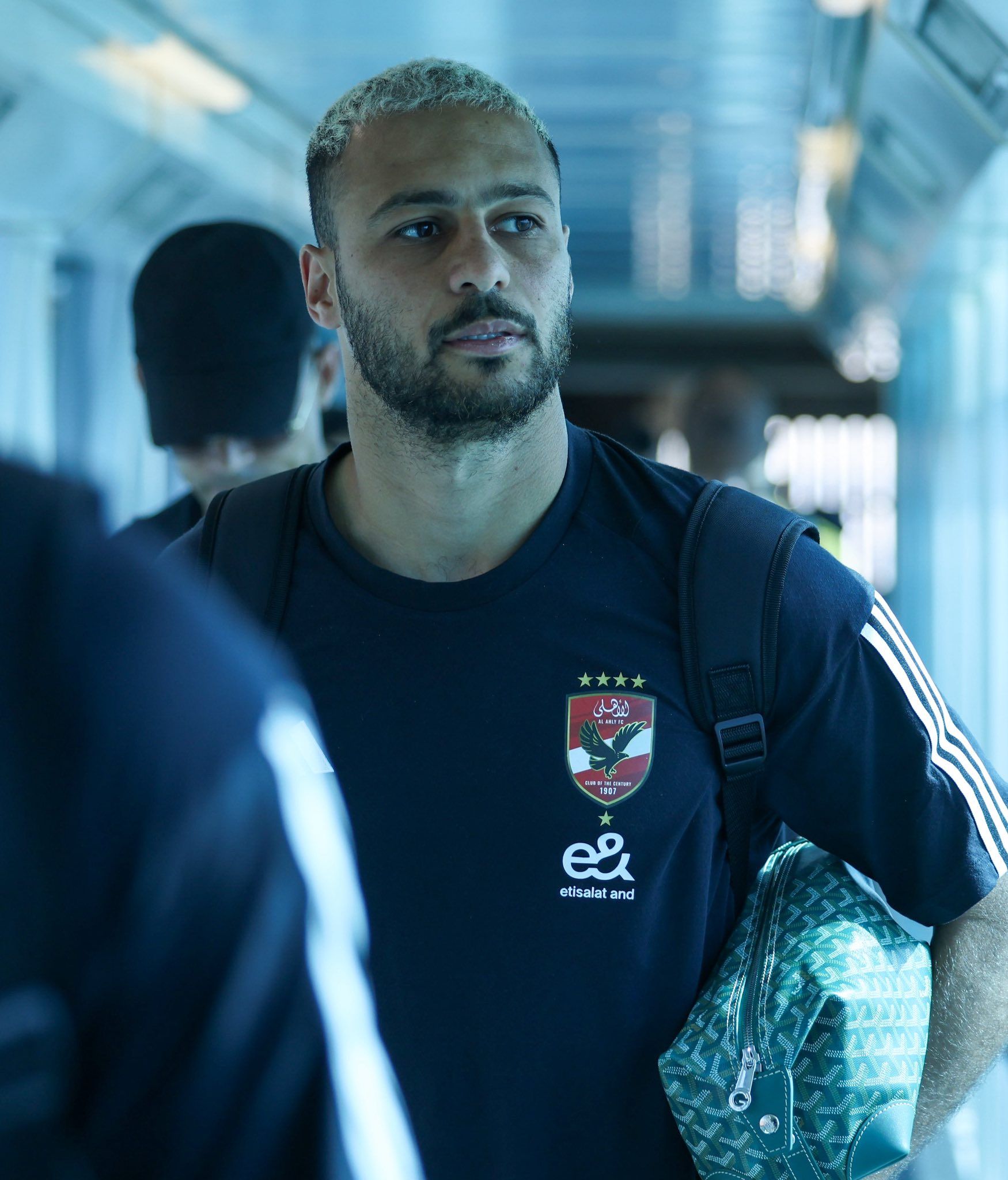 كواليس عودة بعثة الأهلي إلى القاهرة بعد نهاية معسكر تونس.. صور