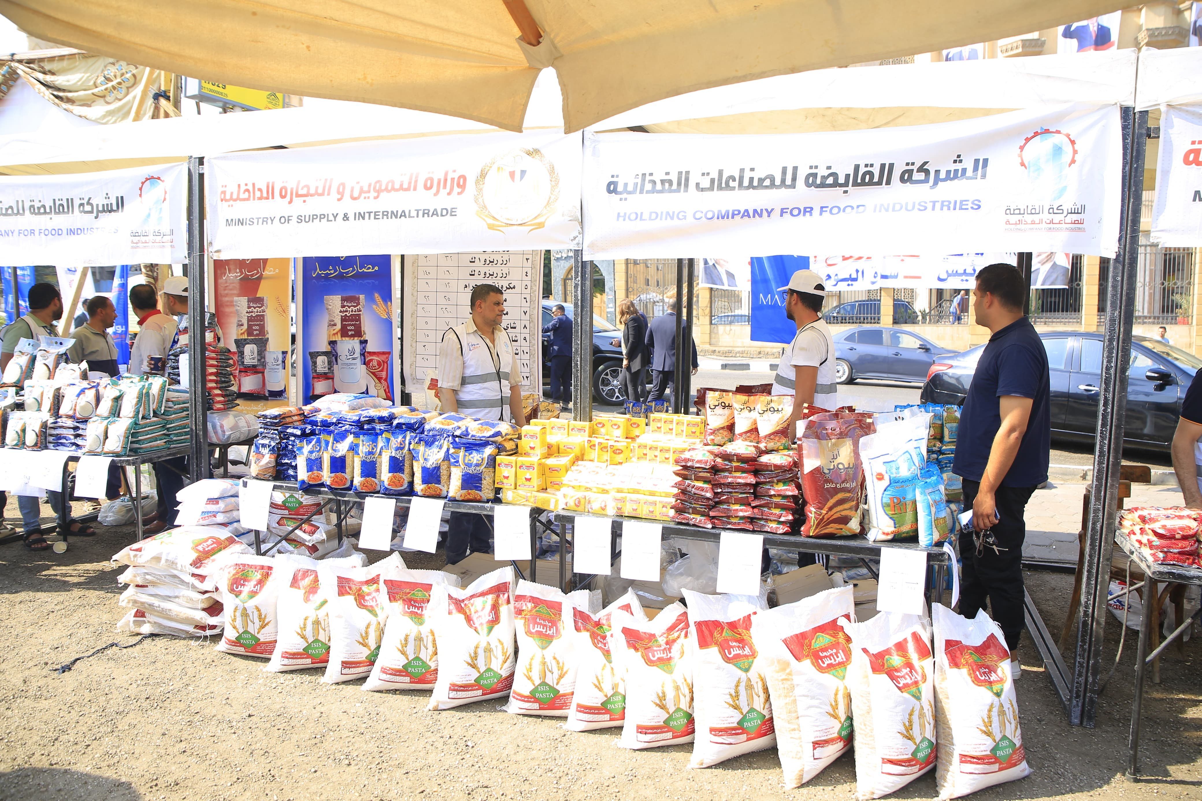 طرح بيض المائدة بسوق اليوم الواحد بالجمالية.. اعرف الأسعار