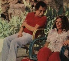 صورة نادرة لـ عادل إمام مع زوجته تشعل السوشيال ميديا وتعيد الذكريات