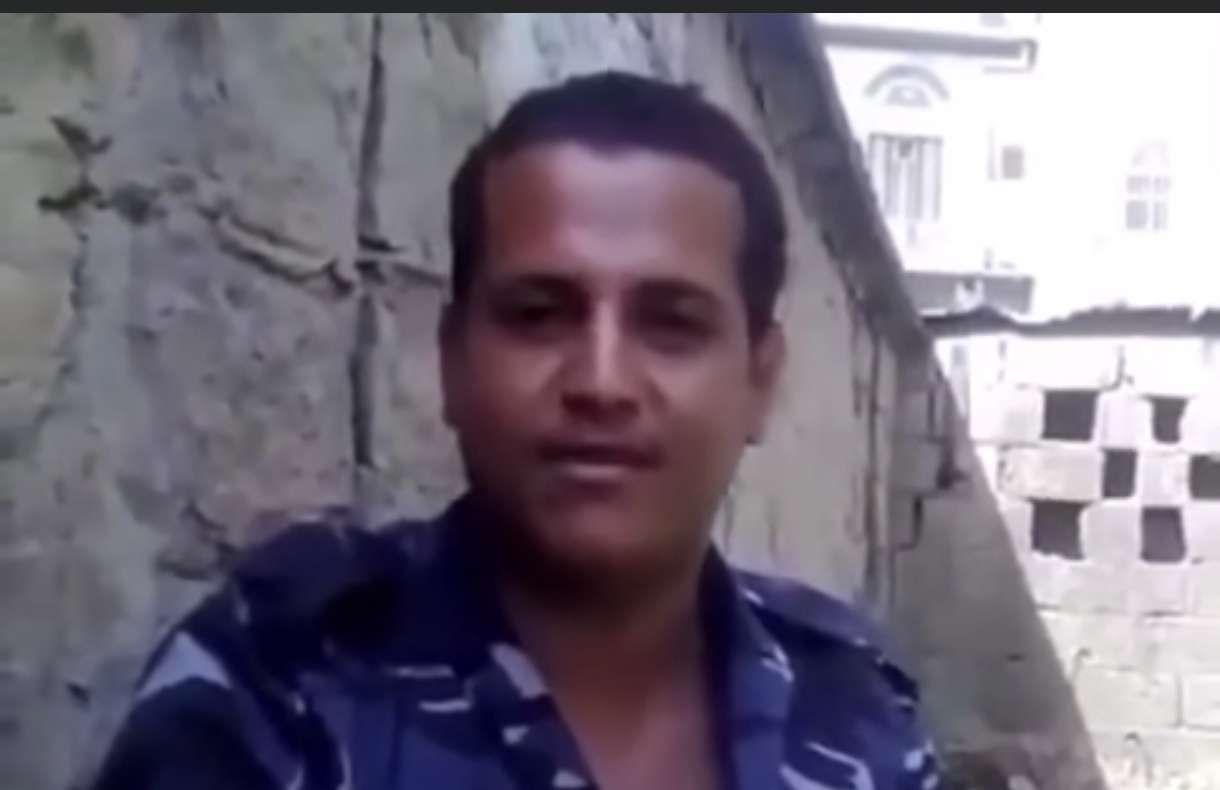 كان ملثما ويقود السيارة لوحدة.. جندي يوقف الرئيس صالح بعد منتصف الليل في صنعاء