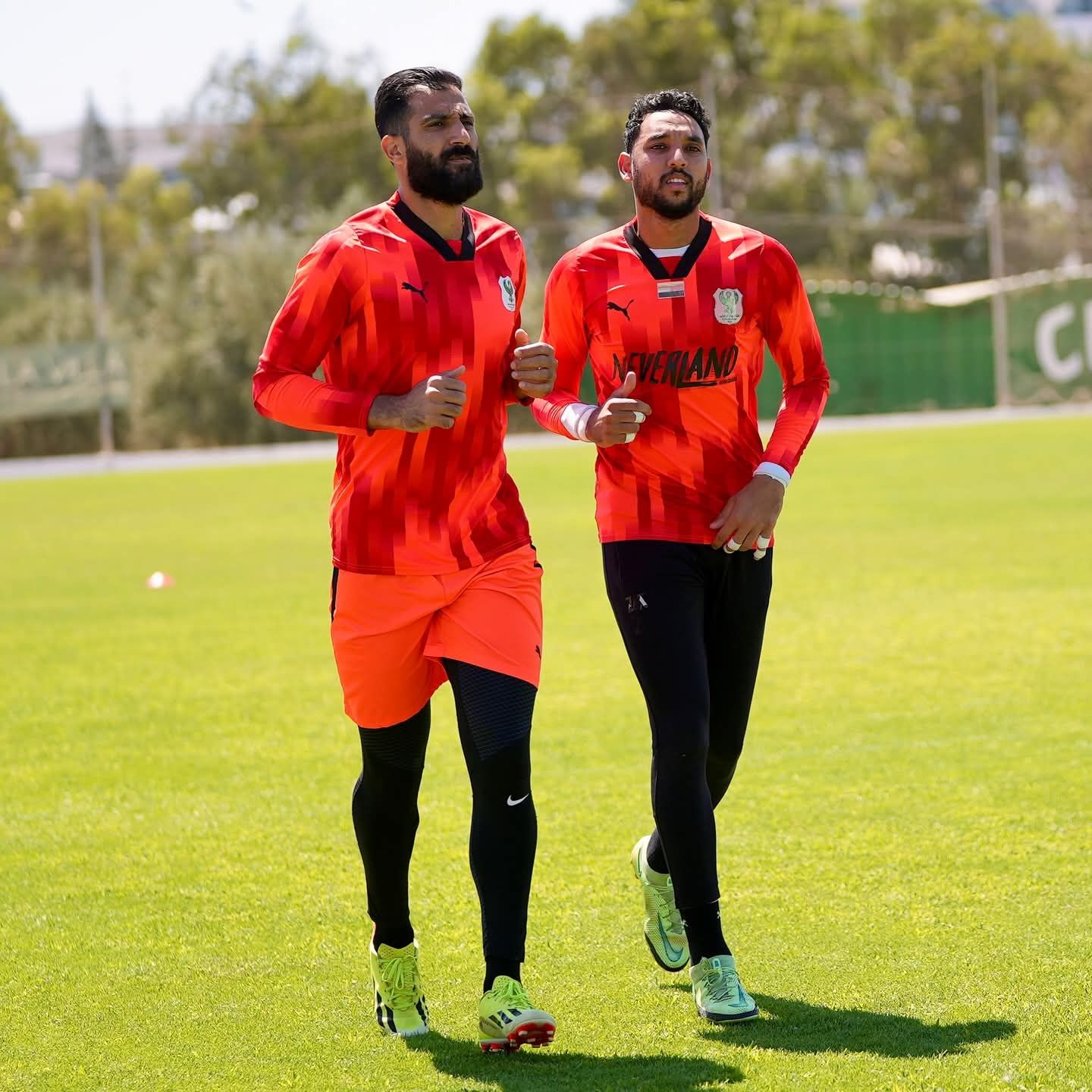 المصرى يؤدي مراناً صباحياً بمدينة سوسة بعد ودية الترجي.. صور