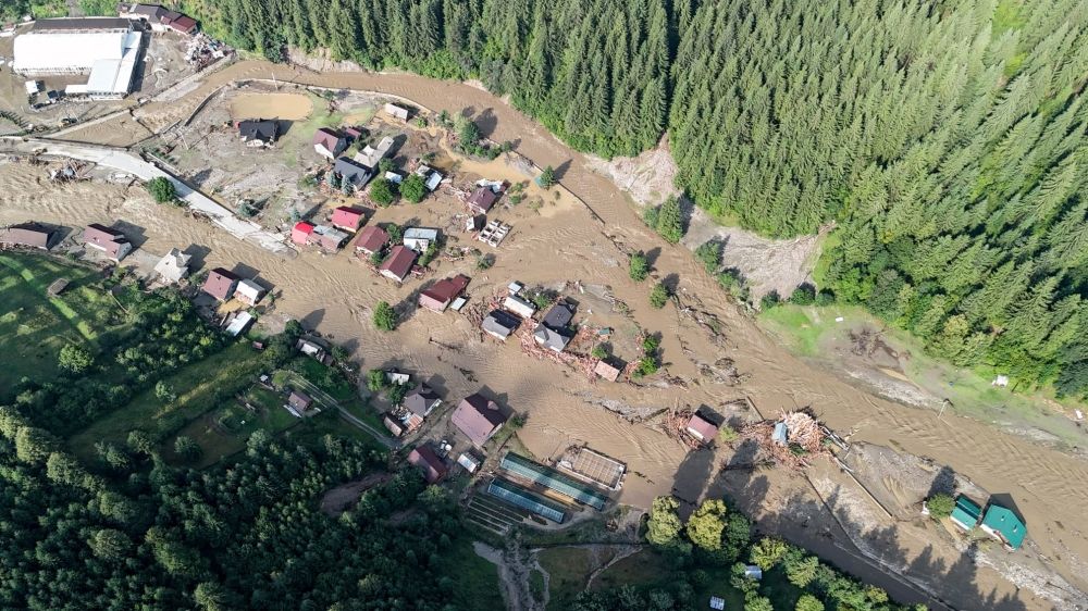 أضرار بآلاف المنازل.. الفيضانات تضرب رومانيا وتودي بحياة شخصين