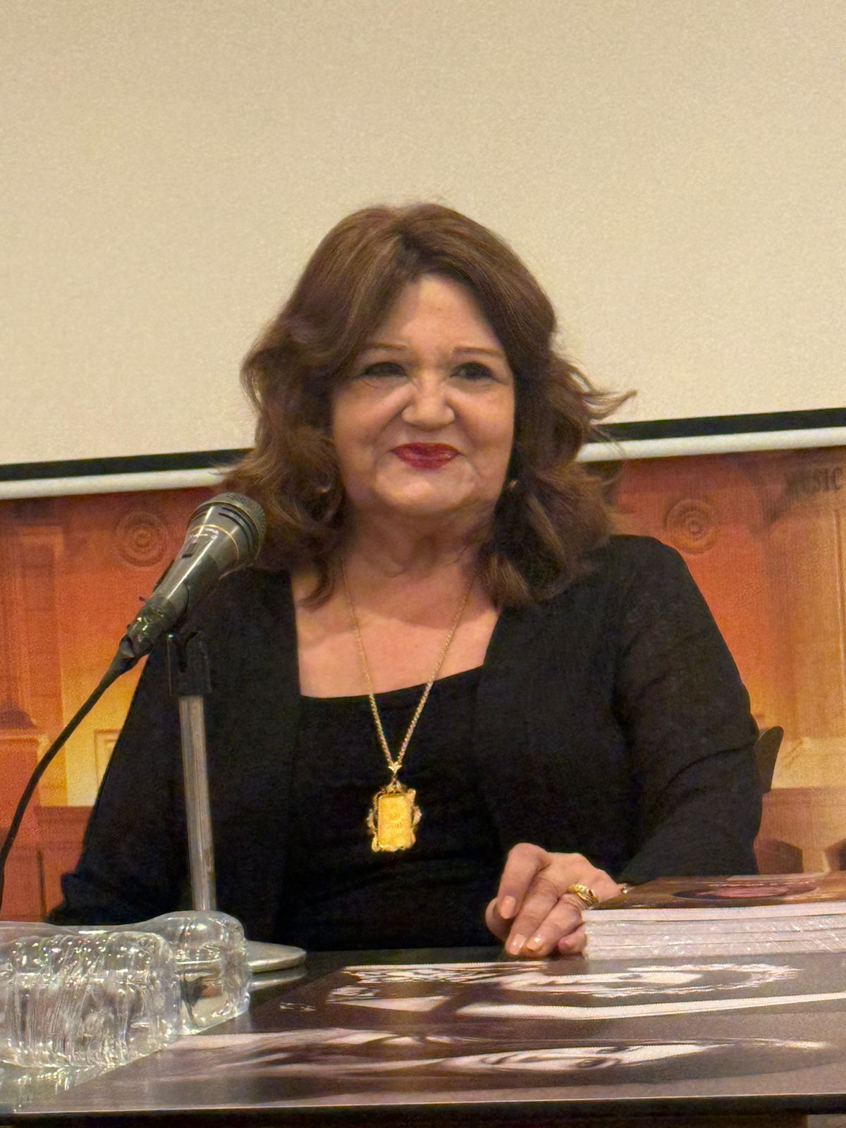 مها فاروق: ميمى جمال كسرت القاعدة النمطية للفنانة الكوميدية