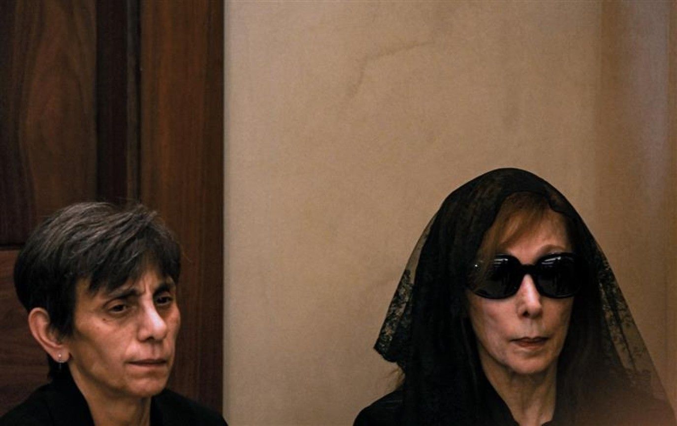 تشييع زياد الرحباني لمثواه الأخيرة بوصول والدته السيدة فيروز لتلقي العزاء