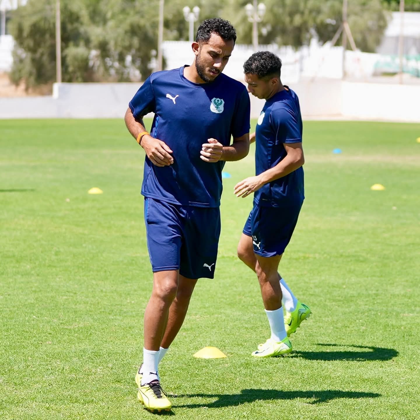 المصرى يؤدي مراناً صباحياً بمدينة سوسة بعد ودية الترجي.. صور