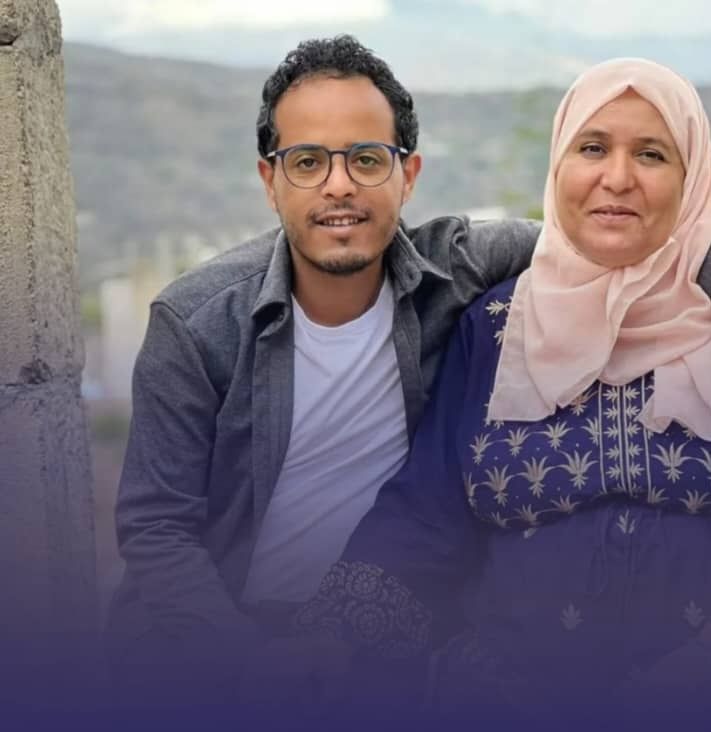 باجتيازها شهادة الثانوية العامة بنجاح!...يمنية في سن متقدمة تُحقق إنجازًا تعليميًا ملهمًا