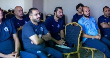 فيفا يجتمع بمسئولي بيراميدز لبحث ترتيبات لقاء أوكلاند سيتي فى الإنتركونتيننتال