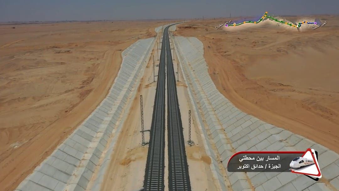 5 لقطات تلخص أحدث مراحل تشطيبات محطات الخط الأول للقطار السريع