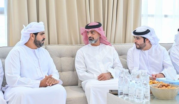 عمار النعيمي يقدم واجب العزاء في وفاة علي عبيد الكتبي