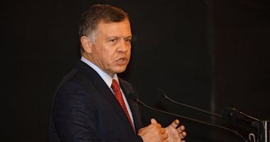 ملك الأردن يطالب بوقف إطلاق النار وإيصال المساعدات إلى جميع أنحاء غزة