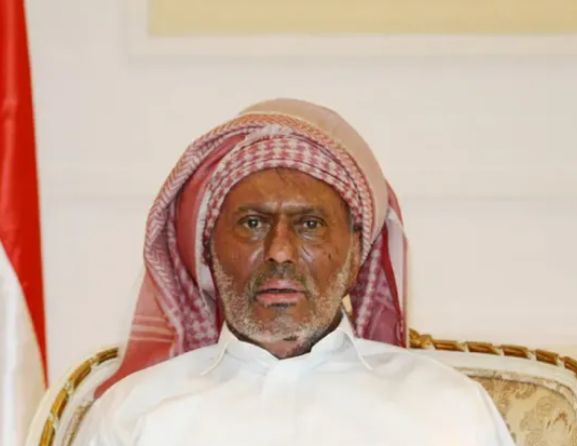 تفاصيل تنشر لأول مرة ...من هو المسؤول المقرب من علي عبدالله صالح والذي خرج من عنده قبل دقايق من تفجير جامع الرئاسة؟ "شاهد"