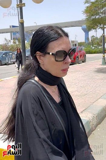 أبو ريدة و نجوم الرياضة في جنازة شقيق أبو حسين عضو اتحاد الكرة