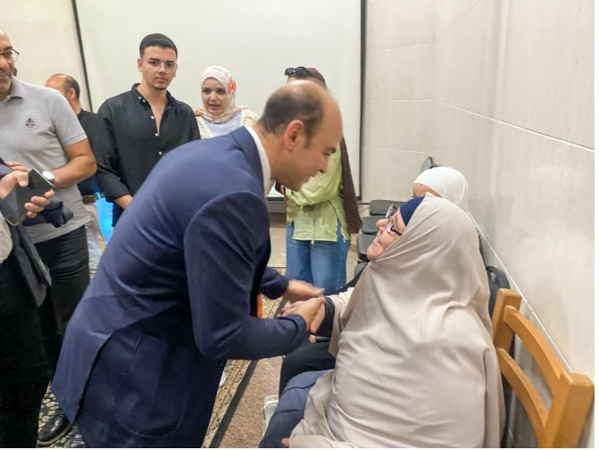 أحمد أبو عبلة طبيب منتخب الشباب يُتم مناقشة رسالة الدكتوراه فى جراحة العظام