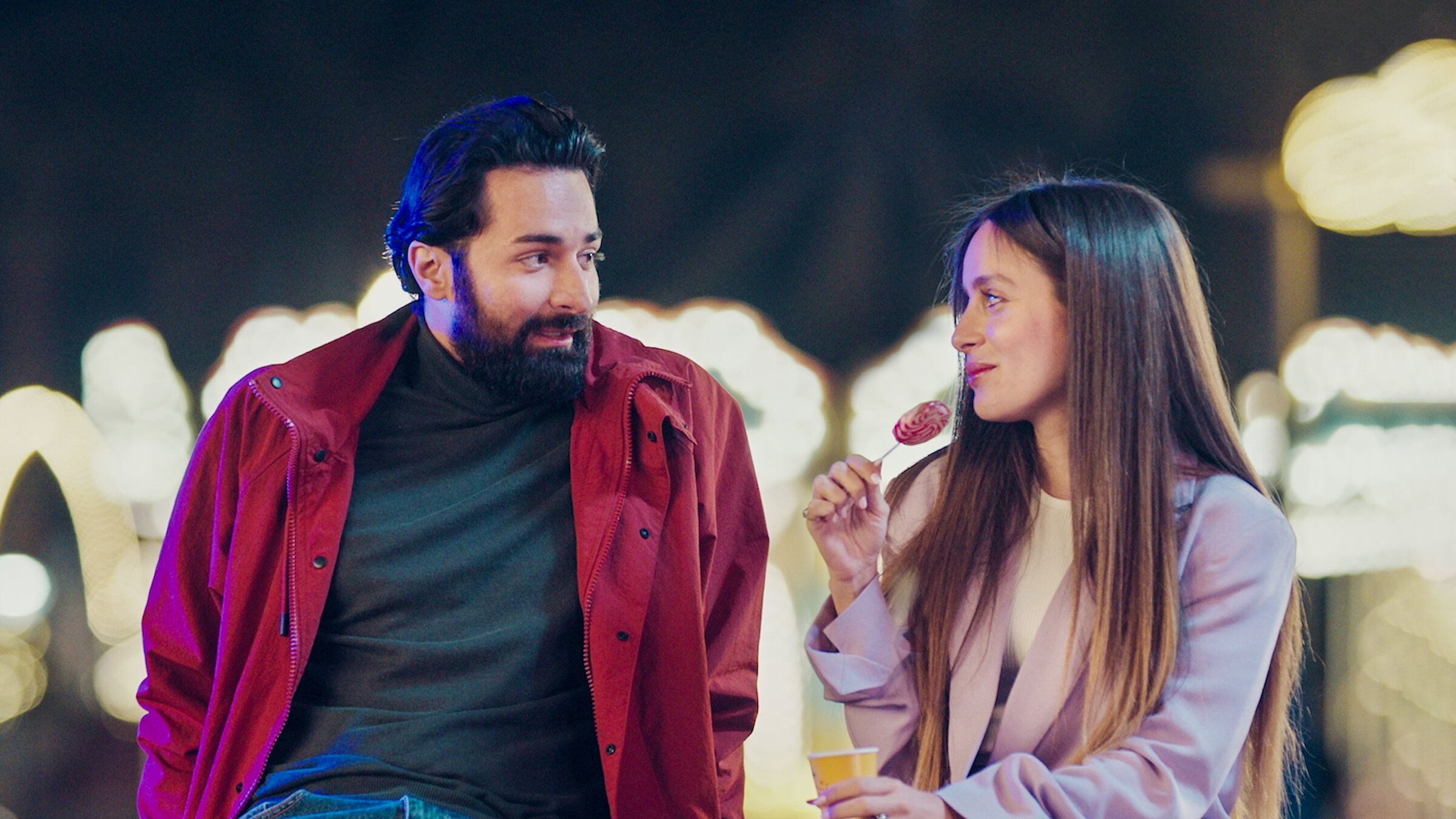 أحمد حاتم وجميلة عوض ثنائية فنية سينمائية من عروستي إلى ريد فلاج