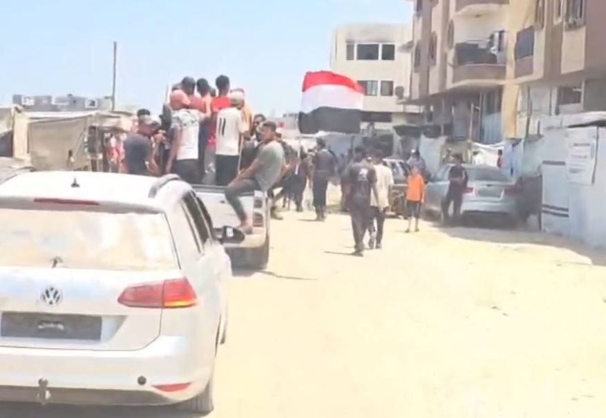 أعلام مصر تجوب شوارع غزة بالهتافات إشادة بالموقف المصرى.. فيديو - الخليج 365