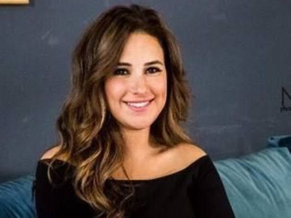 “المرآة لا تعكس كل شيء”… شيري عادل في دراما نفسيّة مشوّشة