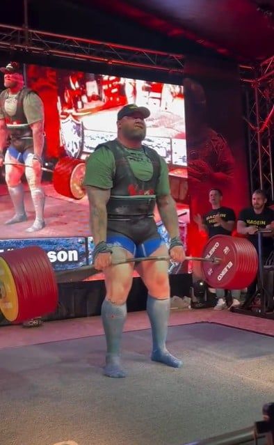 عملاق game of thrones يُحطم الرقم القياسى العالمى برفع 505 كيلوجرام.. فيديو