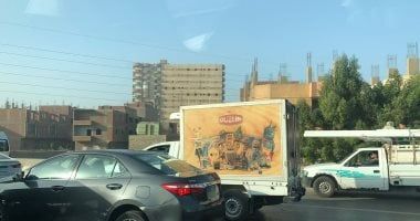 النشرة المرورية.. كثافات مرتفعة للسيارات على طرق القاهرة والجيزة