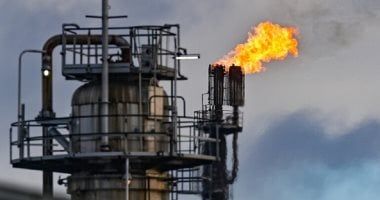 الحكومة تستهدف رفع مساهمة قطاع البترول فى الناتج المحلى لـ8% بحلول 2030 - الخليج 365