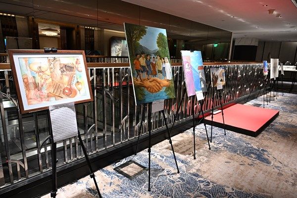 معرض فني يعزز التضامن والتسامح ضمن "مؤتمر الأخوة الإنسانية" بجاكرتا
