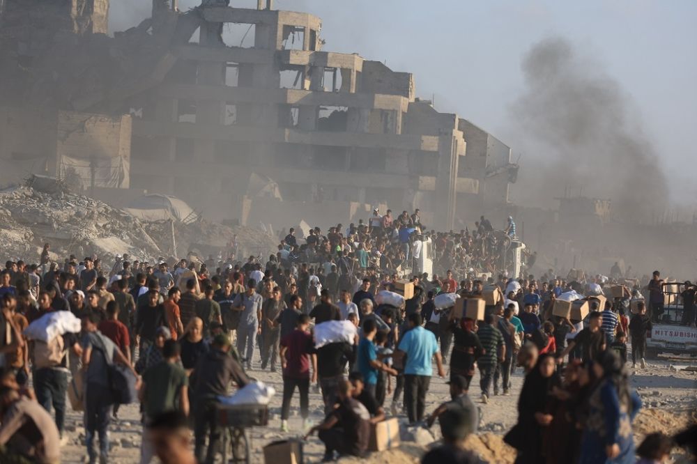 استشهاد 37 فلسطينيًا من منتظري المساعدات برصاص الاحتلال شمال غزة