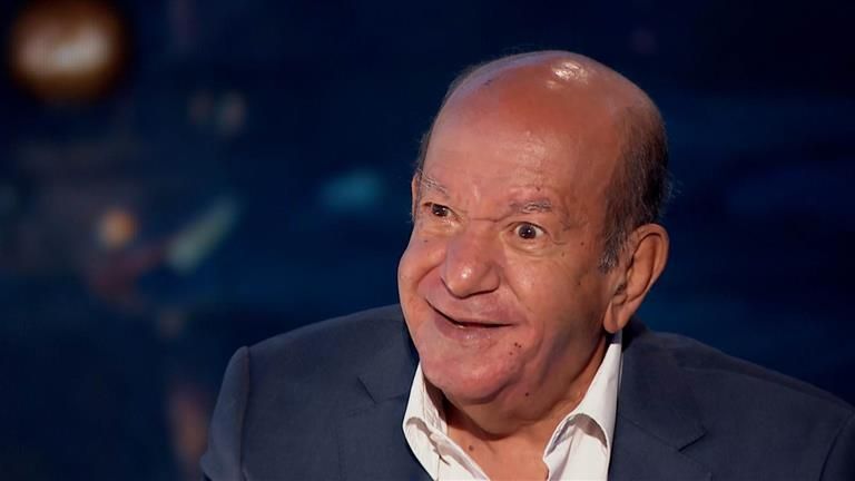 بطرس دانيال يوضح لمصراوي موقف مكان وموعد جنازة الراحل لطفي لبيب